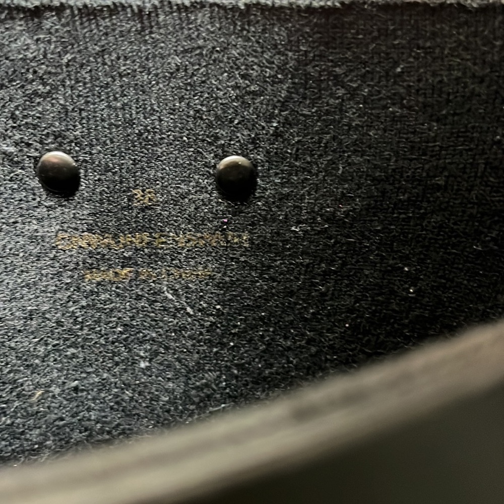 I’m selling the Burberry Clemence Rain Boots - Picture 3 of 5